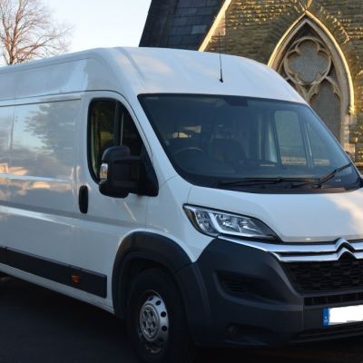 ACME Courier Services